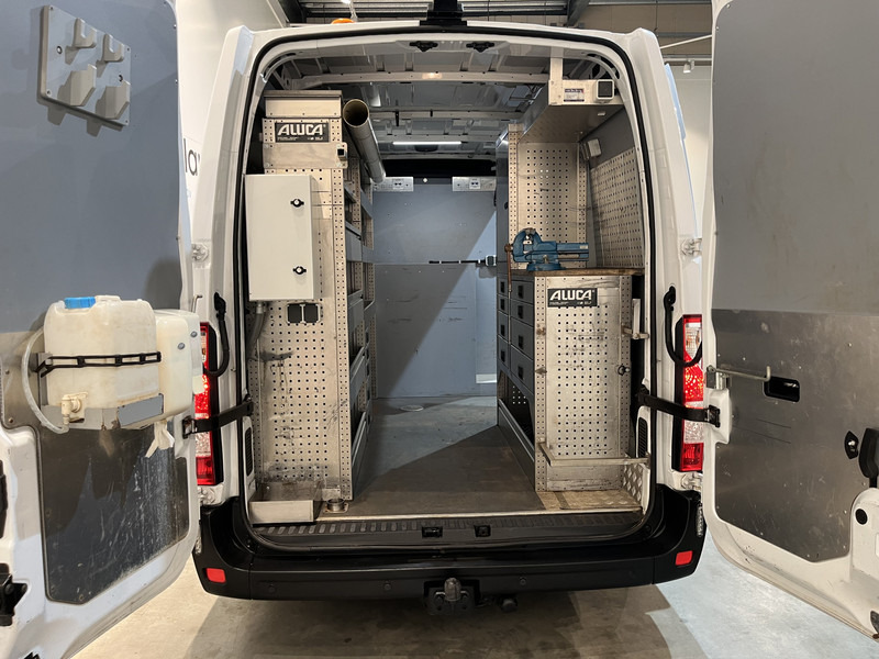 Renault Master 2.3 dCi L2H2 130 PK Servicebus / Aluca Inrichting / Euro 6 / Luchtvering / 220V. / Trekhaak / Airco / Cruise Control / Camera / 90.400 KM !! - Товарно комбе: слика 4 Renault Master 2.3 dCi L2H2 130 PK Servicebus / Aluca Inrichting / Euro 6 / Luchtvering / 220V. / Trekhaak / Airco / Cruise Control / Camera / 90.400 KM !! - Товарно комбе: слика 4