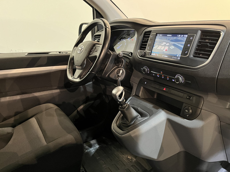 Toyota ProAce Worker 2.0 D-4D Creator Long 123 PK L3 DC Dubbel Cabine / Euro 6 / Airco / Cruise Control / Camera / Trekhaak / Navigatie / BPM VRIJ !! - Мало комбе, Комби со двојна кабина: слика 3 Toyota ProAce Worker 2.0 D-4D Creator Long 123 PK L3 DC Dubbel Cabine / Euro 6 / Airco / Cruise Control / Camera / Trekhaak / Navigatie / BPM VRIJ !! - Мало комбе, Комби со двојна кабина: слика 3