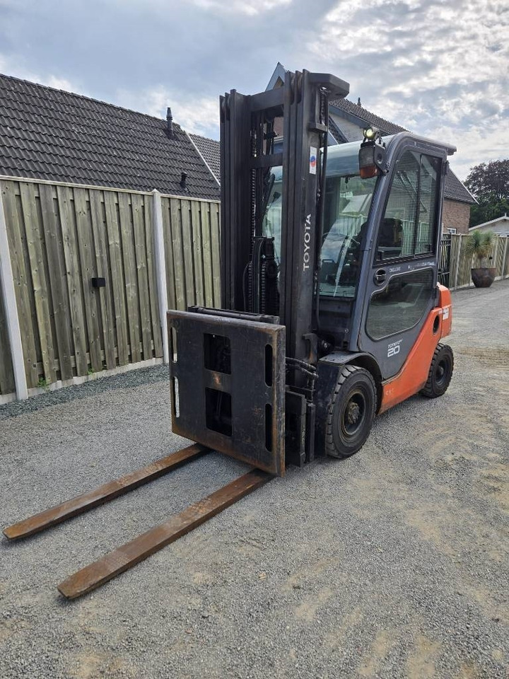 Дизел вилушкар Toyota 8 FD 20: слика 8 Дизел вилушкар Toyota 8 FD 20: слика 8