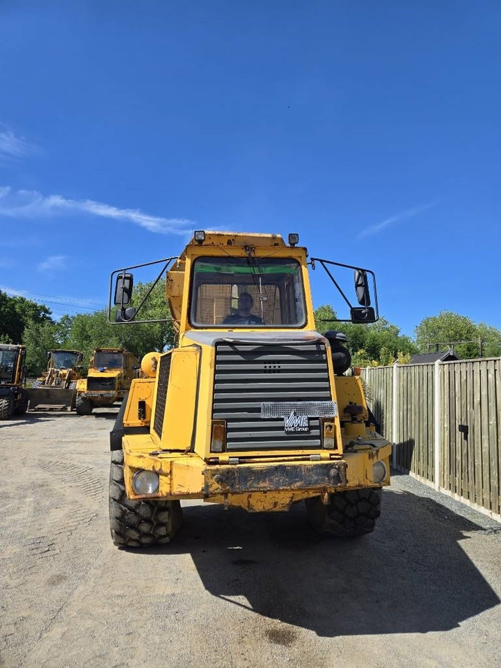 Volvo BM A 25 - Зглобен истоварувач: слика 3 Volvo BM A 25 - Зглобен истоварувач: слика 3