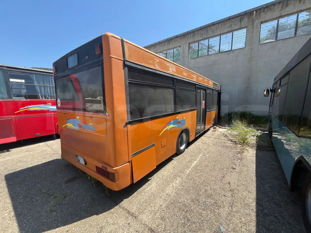 Bundle di 2 mezzi Man - 11 230 Neoplan - N4011 - Градски автобус: слика 5 Bundle di 2 mezzi Man - 11 230 Neoplan - N4011 - Градски автобус: слика 5