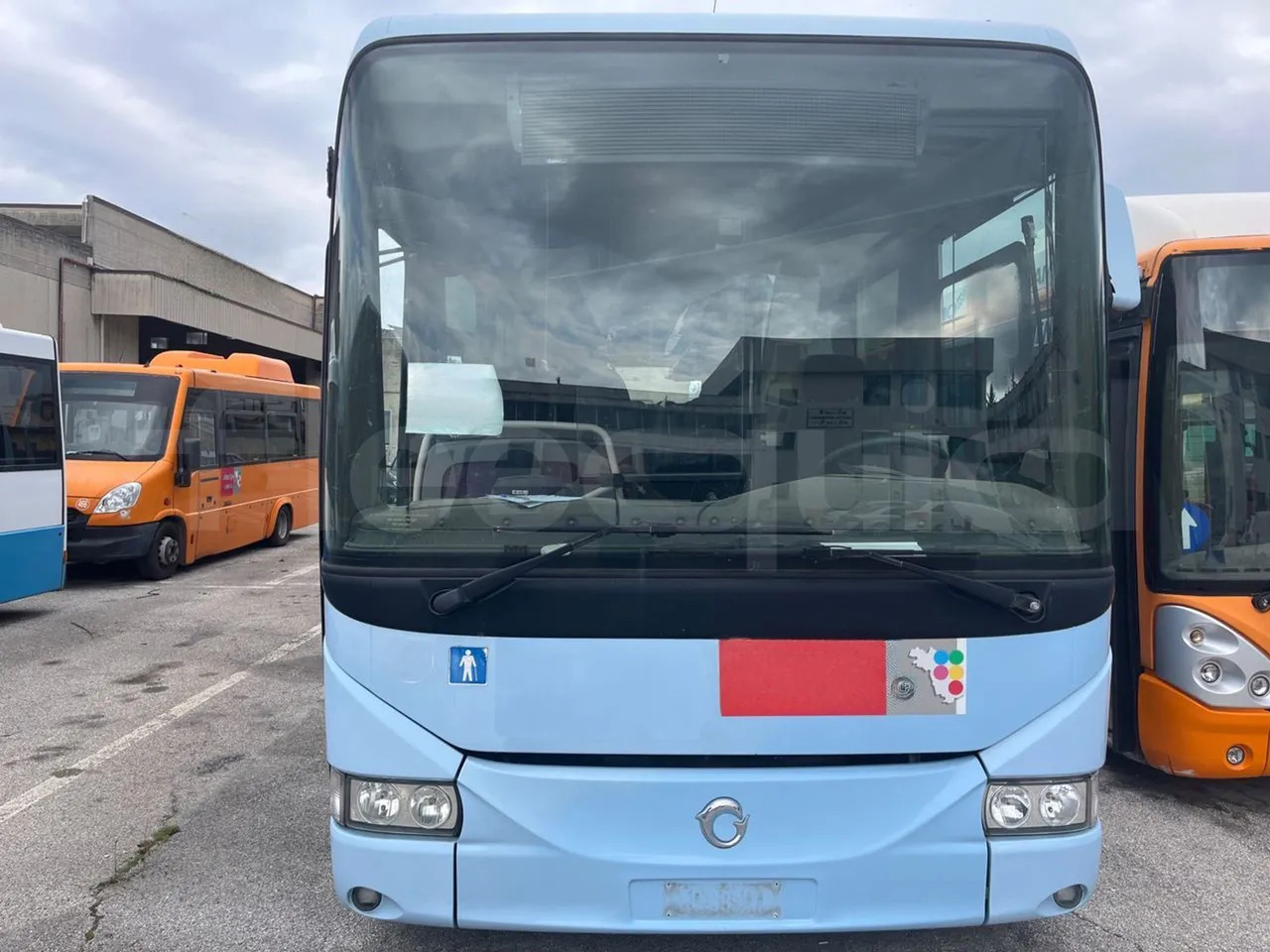 Bundle di 9 mezzi Irisbus - Arway Iveco - Sitcar Iveco - Sitcar Mercedes-Benz - Citaro Mercedes-Benz - Citaro Mercedes-Benz - Citaro Iveco - Citelis Iveco - Sitcar Fiat - Fiorino - Приградски автобус: слика 2 Bundle di 9 mezzi Irisbus - Arway Iveco - Sitcar Iveco - Sitcar Mercedes-Benz - Citaro Mercedes-Benz - Citaro Mercedes-Benz - Citaro Iveco - Citelis Iveco - Sitcar Fiat - Fiorino - Приградски автобус: слика 2