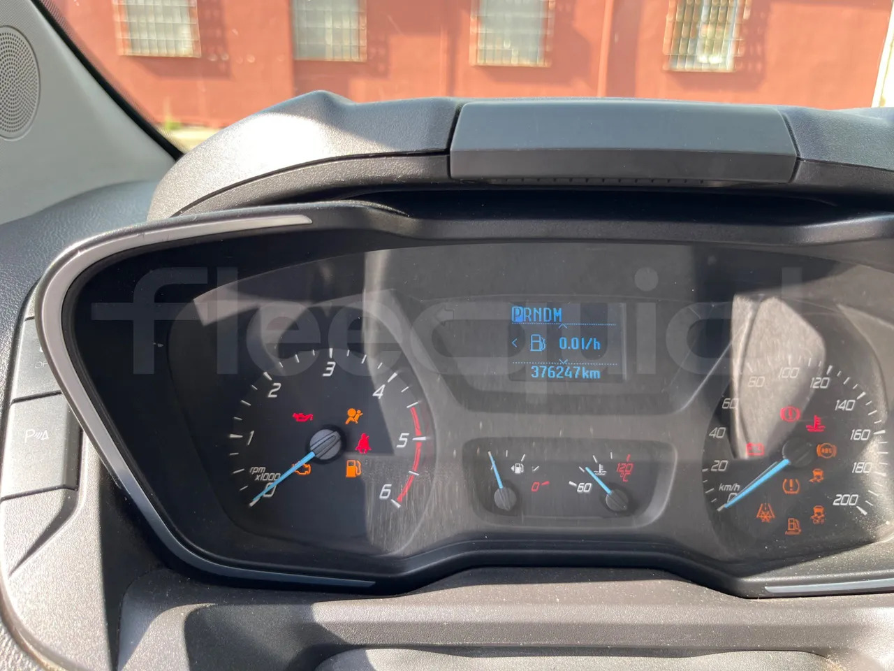 Ford Tourneo Custom - Минибус, Патничко комбе: слика 3 Ford Tourneo Custom - Минибус, Патничко комбе: слика 3
