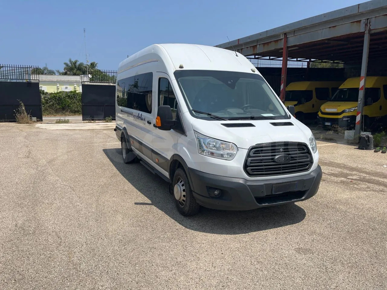 Ford Transit - Минибус, Патничко комбе: слика 1 Ford Transit - Минибус, Патничко комбе: слика 1