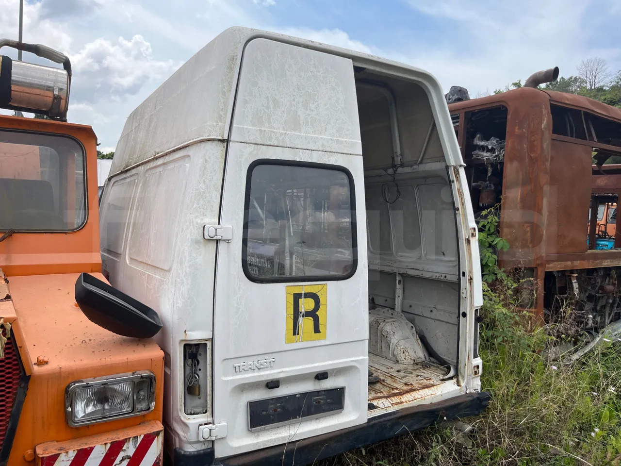 Ford Transit - Минибус, Патничко комбе: слика 2 Ford Transit - Минибус, Патничко комбе: слика 2