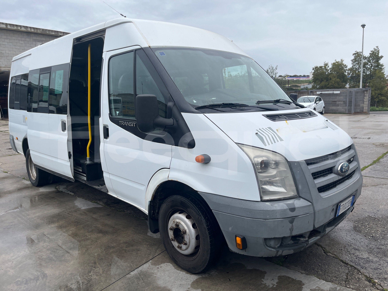 Ford Transit - Минибус, Патничко комбе: слика 1 Ford Transit - Минибус, Патничко комбе: слика 1