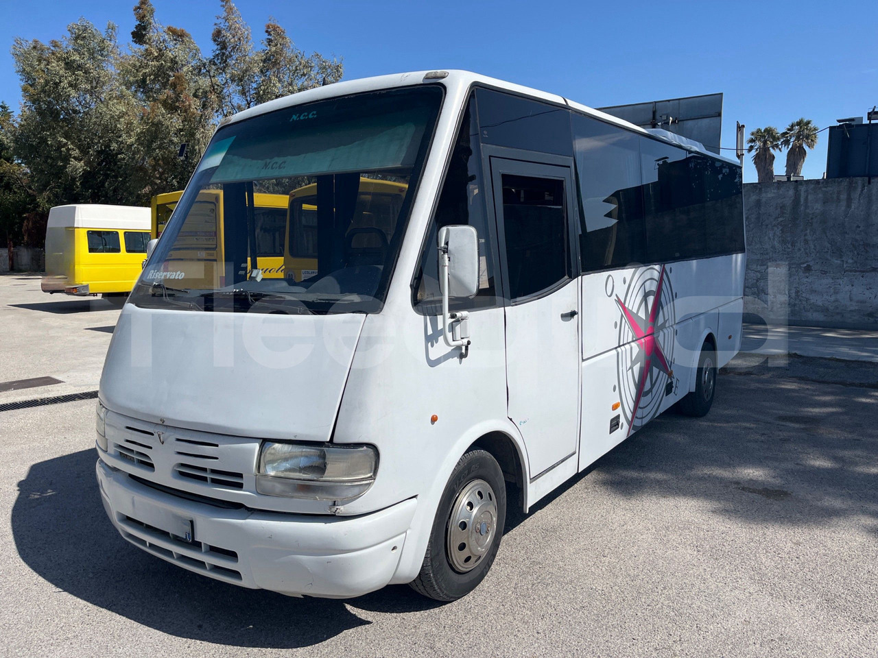 Iveco 59E12 - Минибус, Патничко комбе: слика 4 Iveco 59E12 - Минибус, Патничко комбе: слика 4