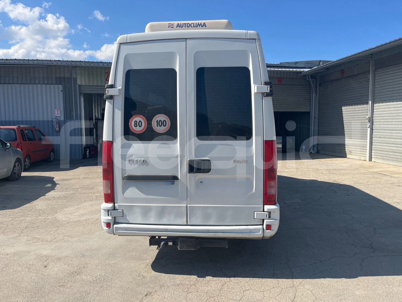 Iveco A50 - Минибус, Патничко комбе: слика 5 Iveco A50 - Минибус, Патничко комбе: слика 5