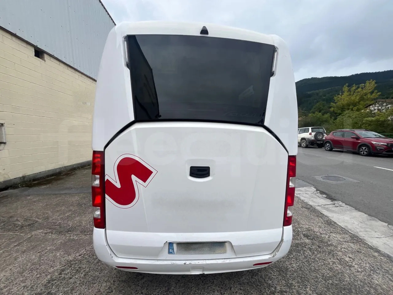 Iveco A50C17 - Минибус, Патничко комбе: слика 5 Iveco A50C17 - Минибус, Патничко комбе: слика 5