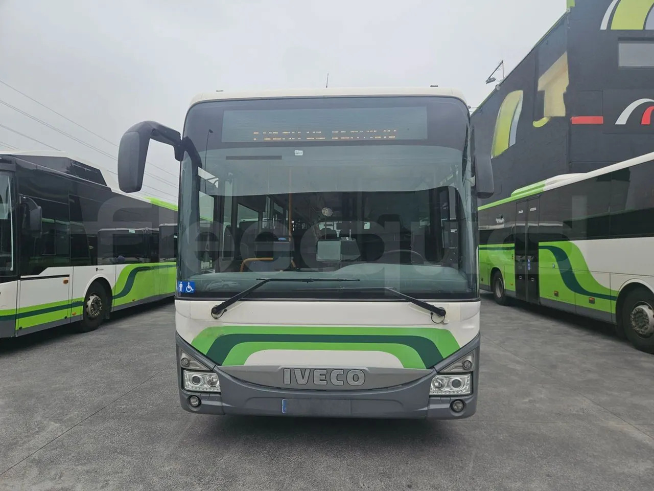 Iveco Crossway Low Entry - Градски автобус: слика 2 Iveco Crossway Low Entry - Градски автобус: слика 2