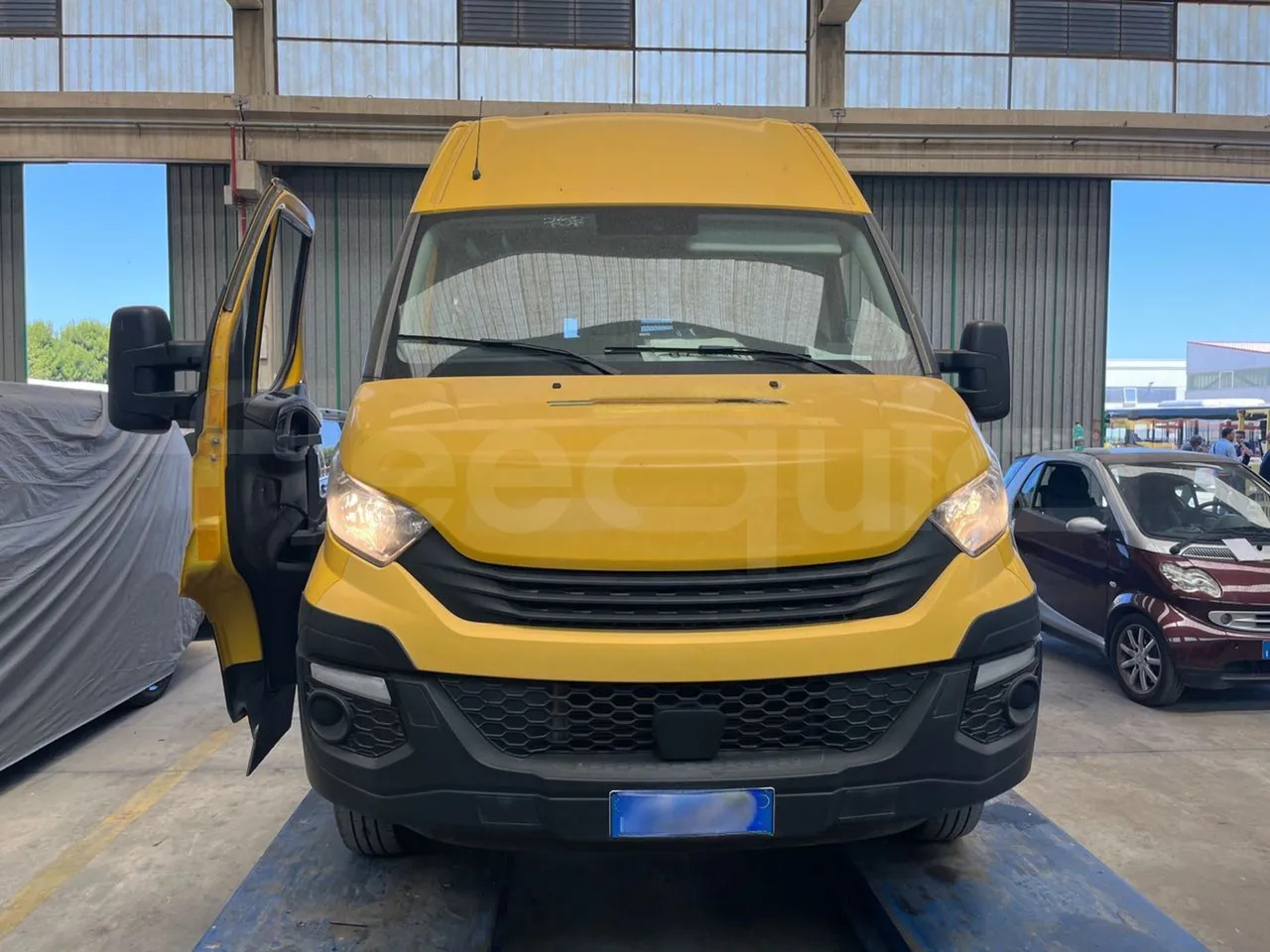 Iveco Daily - Школски автобус: слика 2 Iveco Daily - Школски автобус: слика 2