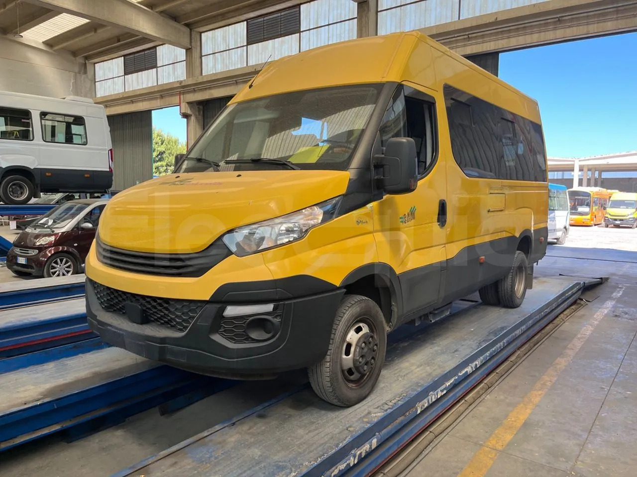 Iveco Daily - Школски автобус: слика 4 Iveco Daily - Школски автобус: слика 4
