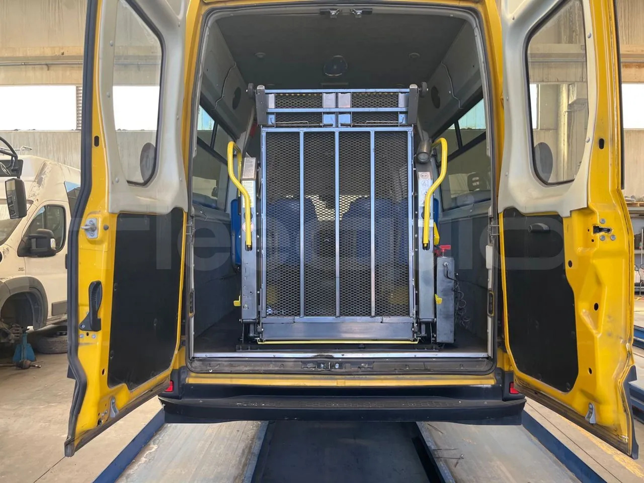 Лизинг на  Iveco Daily Iveco Daily: слика 14