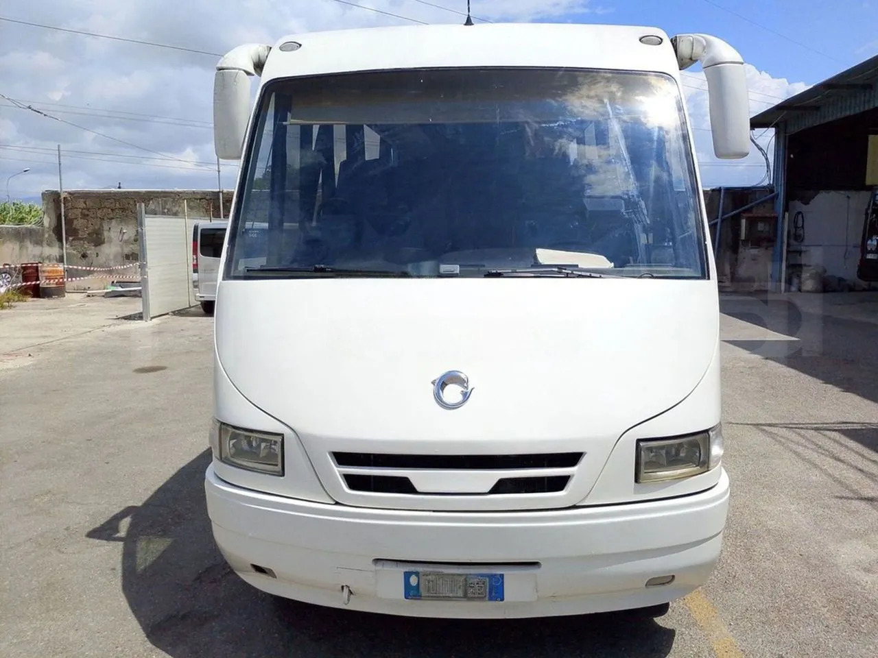 Iveco Daily - Патнички вагон автобус: слика 2 Iveco Daily - Патнички вагон автобус: слика 2