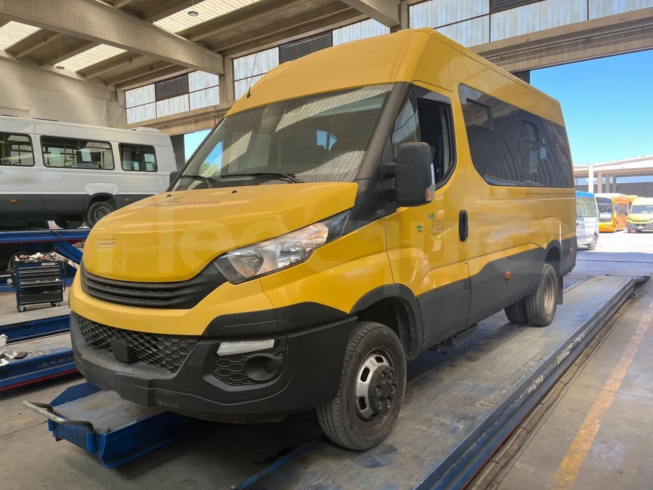 Iveco Daily - Школски автобус: слика 4 Iveco Daily - Школски автобус: слика 4