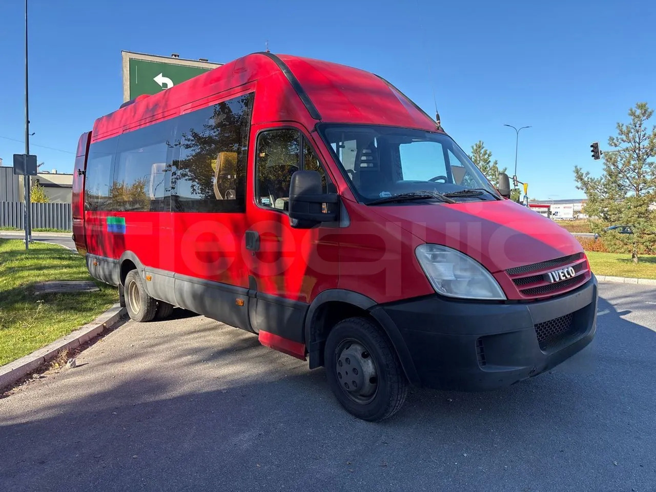 Iveco Daily - Приградски автобус: слика 1 Iveco Daily - Приградски автобус: слика 1