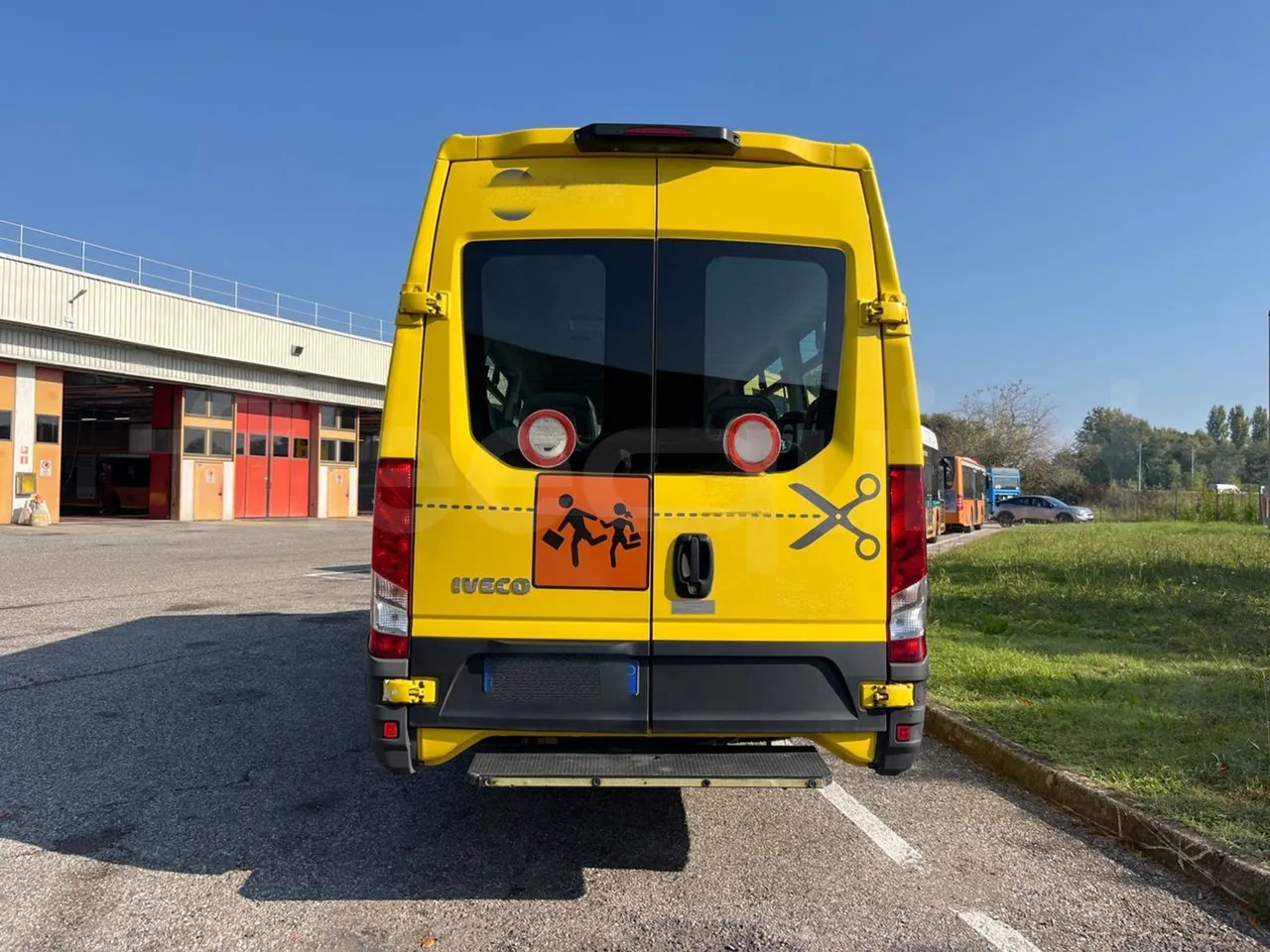 Iveco Daily - Школски автобус: слика 5 Iveco Daily - Школски автобус: слика 5