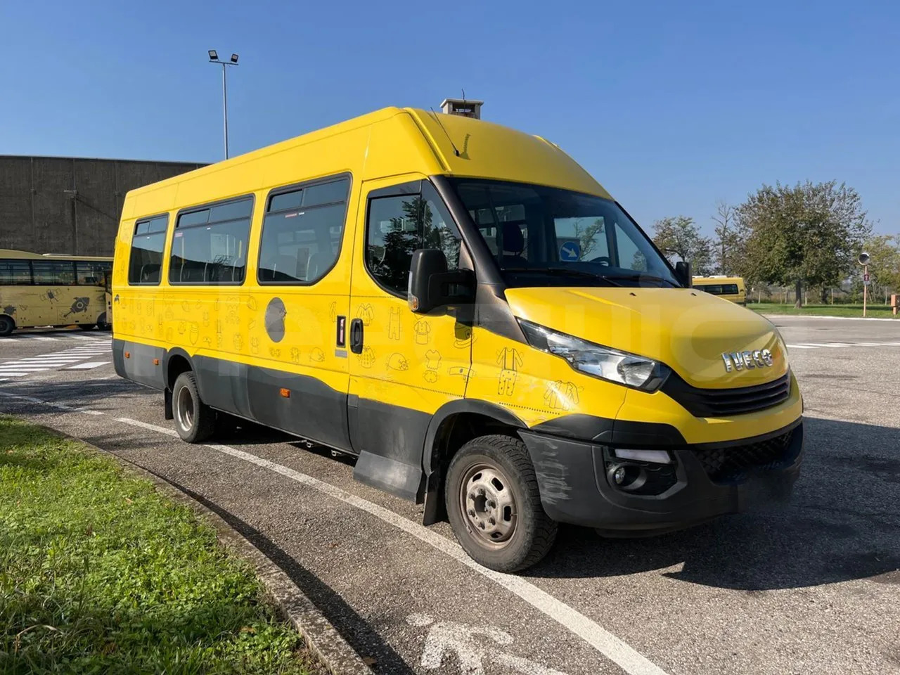 Iveco Daily - Школски автобус: слика 1 Iveco Daily - Школски автобус: слика 1