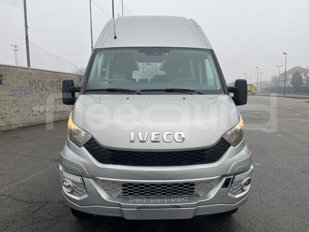 Iveco Daily - Минибус, Патничко комбе: слика 2 Iveco Daily - Минибус, Патничко комбе: слика 2