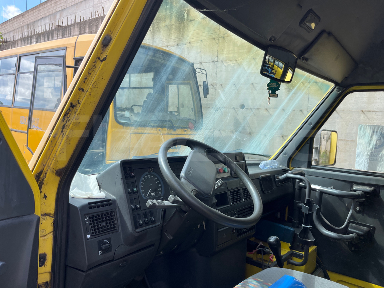 Iveco Turbo Daily - Школски автобус: слика 5 Iveco Turbo Daily - Школски автобус: слика 5