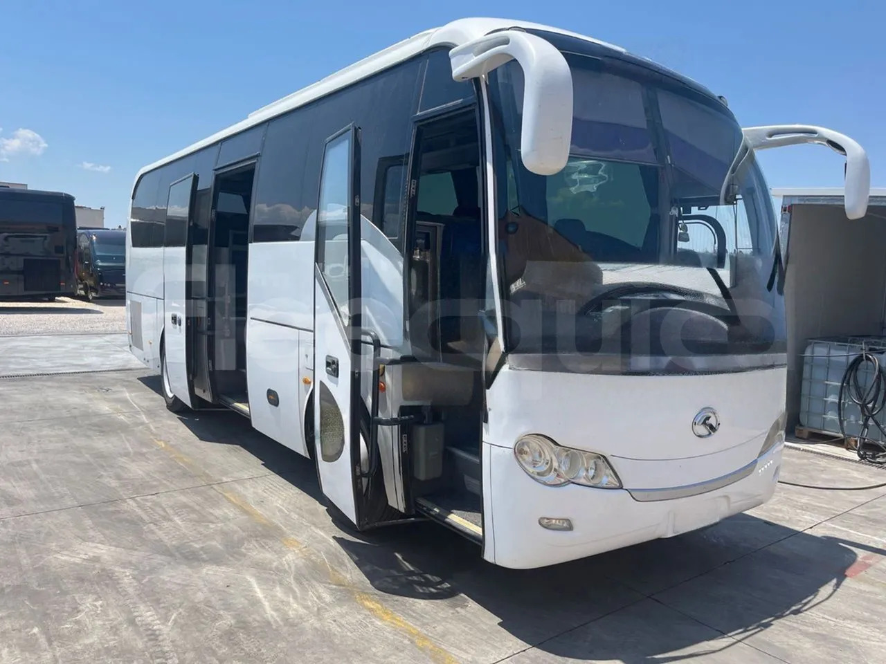King Long XMQ6900 - Патнички вагон автобус: слика 1 King Long XMQ6900 - Патнички вагон автобус: слика 1