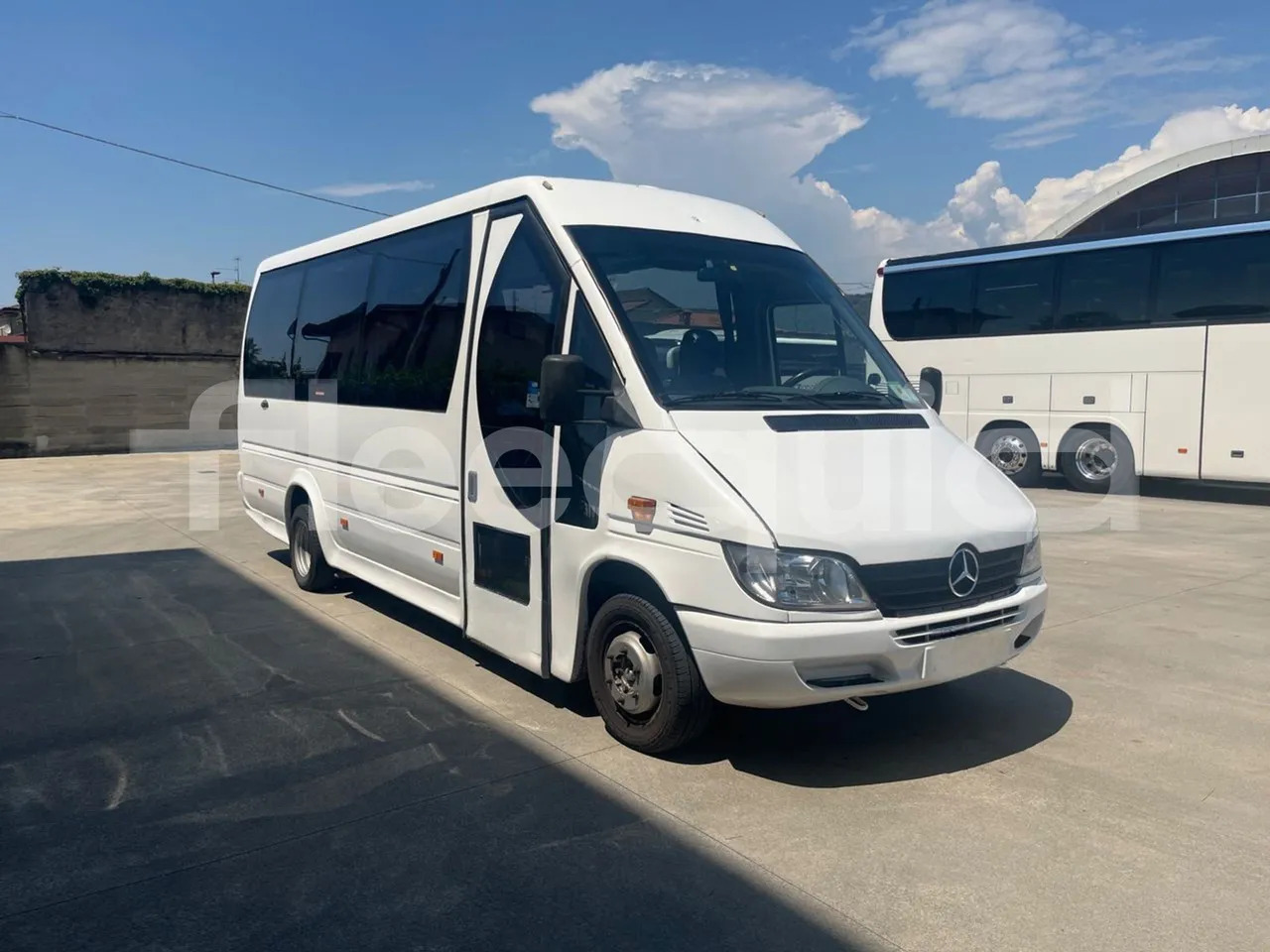 Mercedes-Benz Sprinter - Минибус, Патничко комбе: слика 1 Mercedes-Benz Sprinter - Минибус, Патничко комбе: слика 1