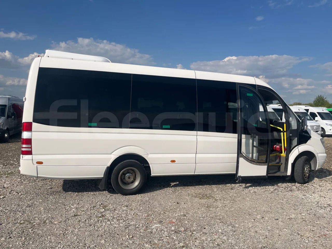 Mercedes-Benz Sprinter - Минибус, Патничко комбе: слика 5 Mercedes-Benz Sprinter - Минибус, Патничко комбе: слика 5