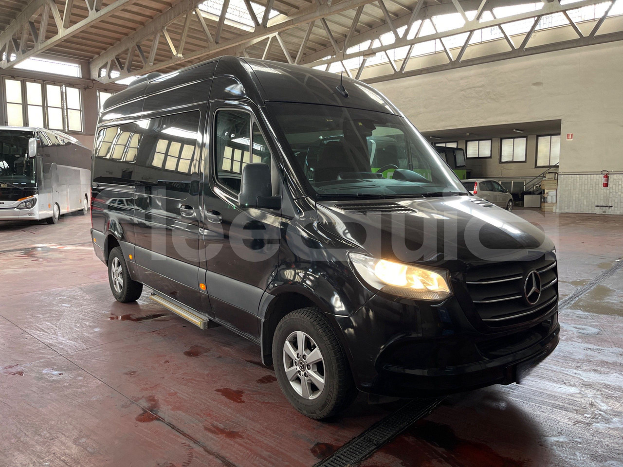Mercedes-Benz Sprinter - Патнички вагон автобус: слика 1 Mercedes-Benz Sprinter - Патнички вагон автобус: слика 1