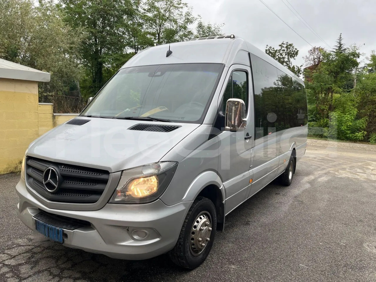 Mercedes-Benz Sprinter - Минибус, Патничко комбе: слика 4 Mercedes-Benz Sprinter - Минибус, Патничко комбе: слика 4