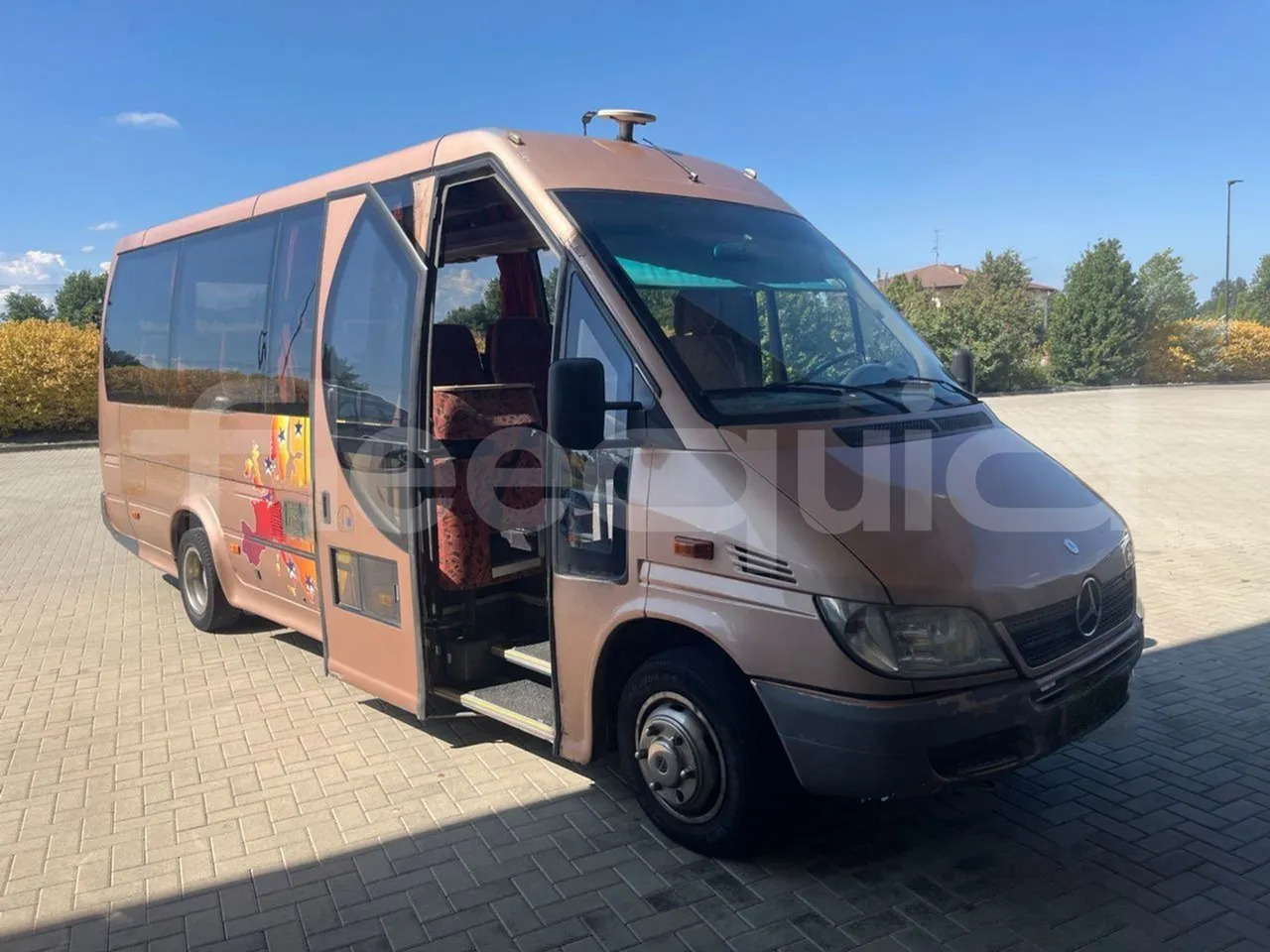Mercedes-Benz Sprinter - Минибус, Патничко комбе: слика 1 Mercedes-Benz Sprinter - Минибус, Патничко комбе: слика 1