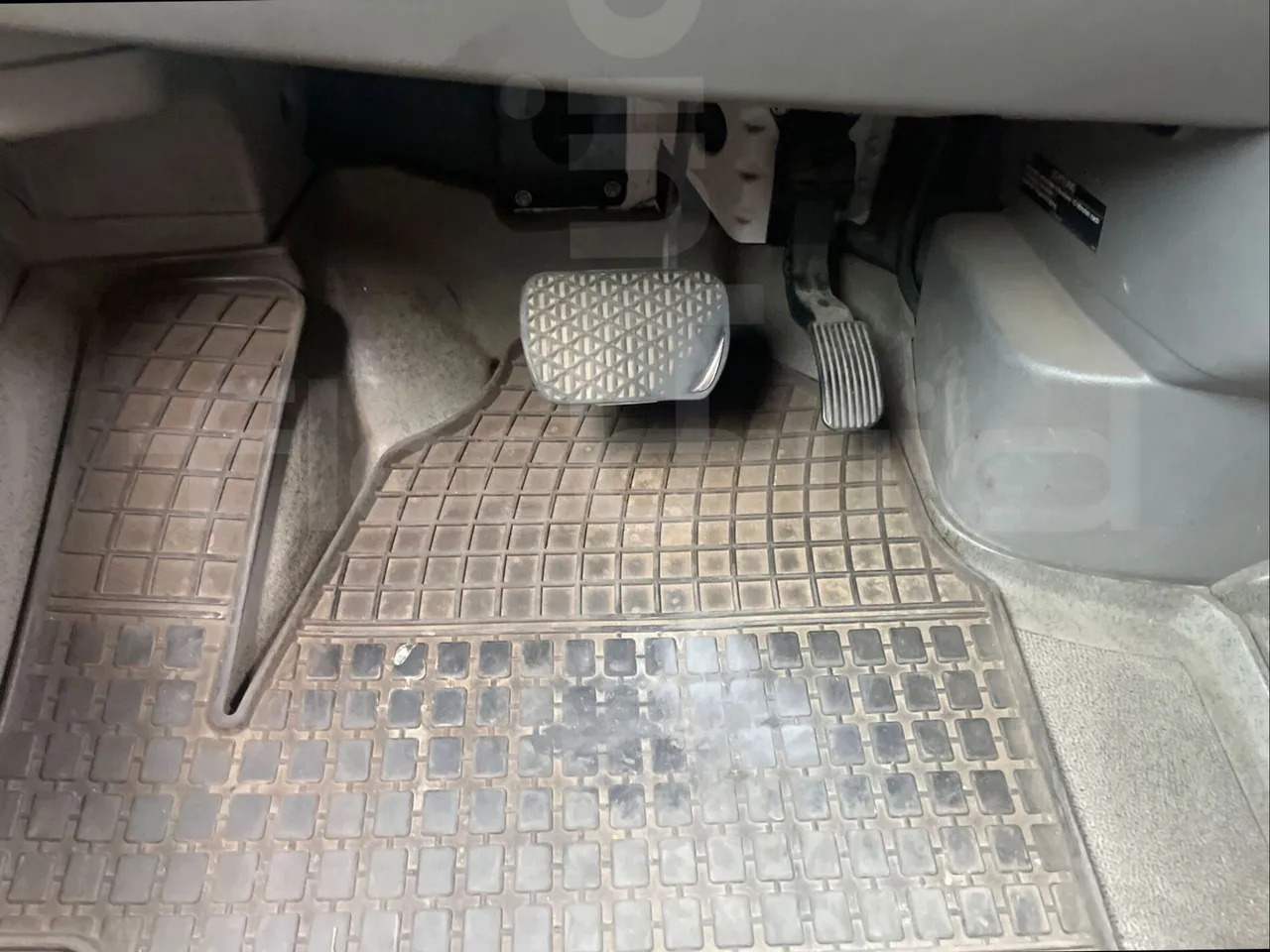 Mercedes-Benz Sprinter - Патнички вагон автобус: слика 2 Mercedes-Benz Sprinter - Патнички вагон автобус: слика 2