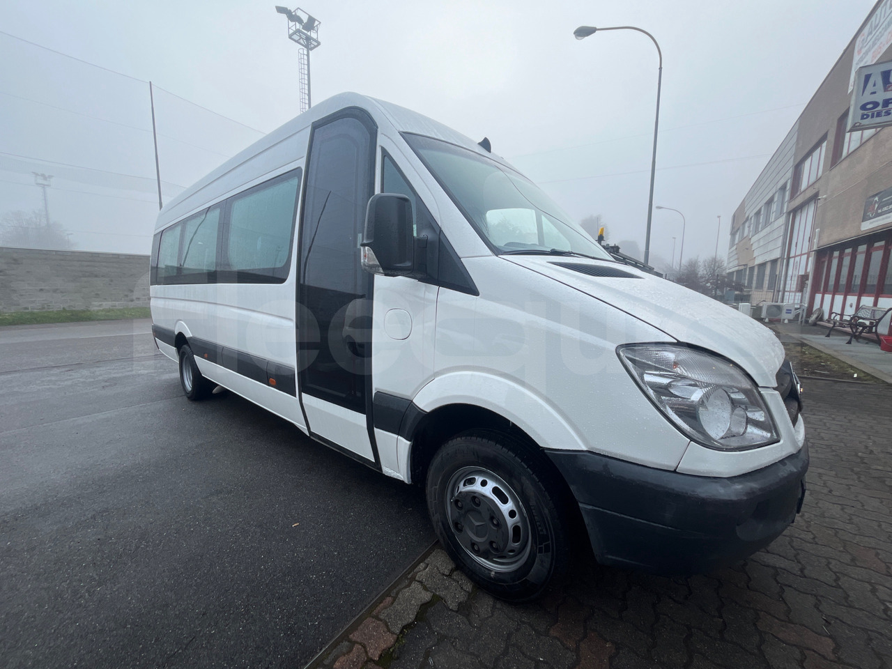 Mercedes-Benz Sprinter - Минибус, Патничко комбе: слика 1 Mercedes-Benz Sprinter - Минибус, Патничко комбе: слика 1