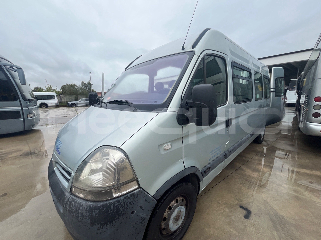 Nissan Interstar - Минибус, Патничко комбе: слика 4 Nissan Interstar - Минибус, Патничко комбе: слика 4