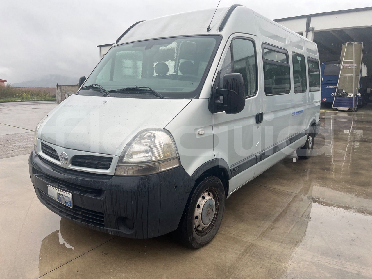 Nissan Interstar - Минибус, Патничко комбе: слика 3 Nissan Interstar - Минибус, Патничко комбе: слика 3