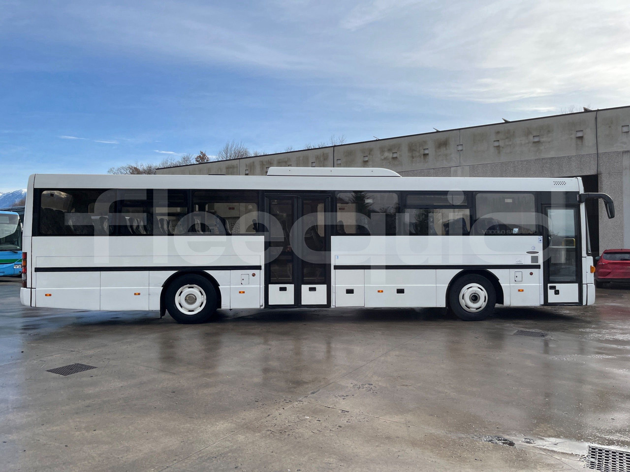 Приградски автобус Scania Omniline: слика 12