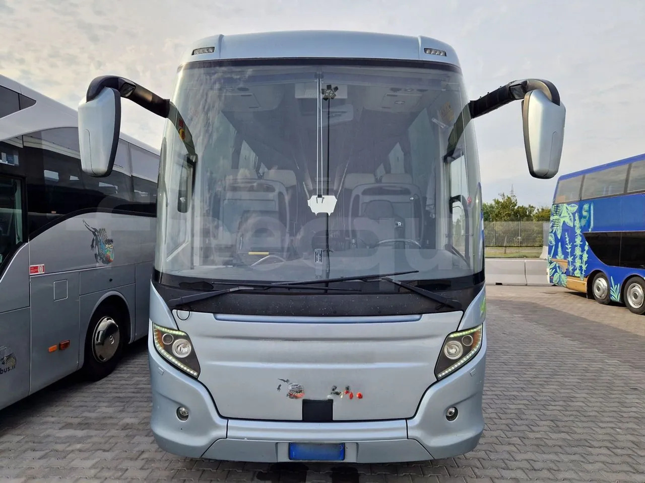 Scania Touring HD - Патнички вагон автобус: слика 2 Scania Touring HD - Патнички вагон автобус: слика 2