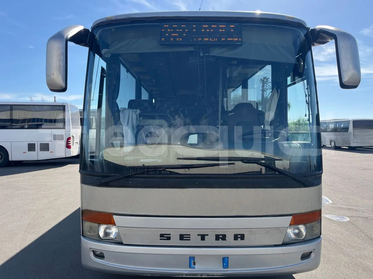 Setra S315 - Приградски автобус: слика 2 Setra S315 - Приградски автобус: слика 2
