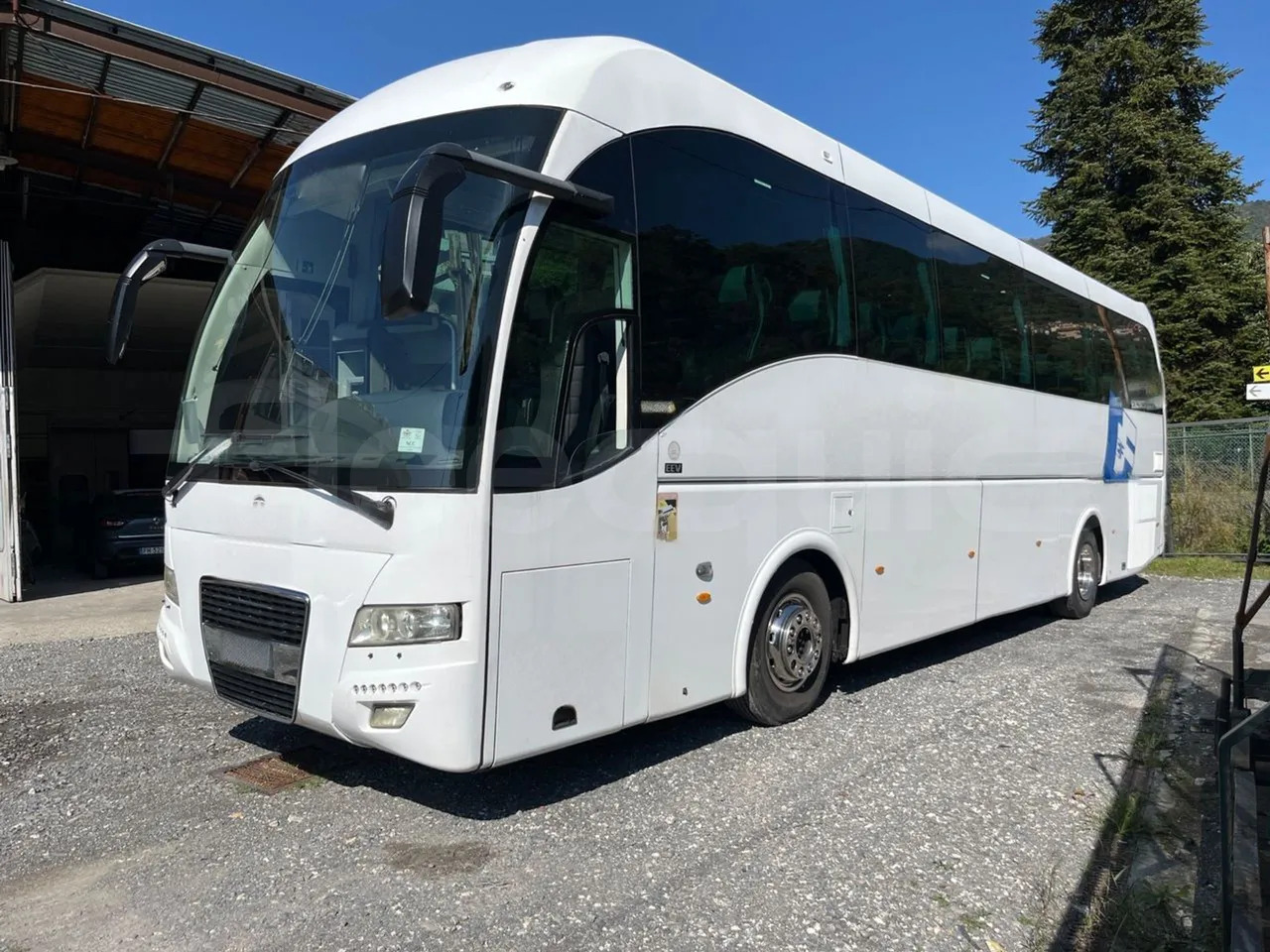 Tata Hispano Carrocera Xerus - Патнички вагон автобус: слика 4 Tata Hispano Carrocera Xerus - Патнички вагон автобус: слика 4