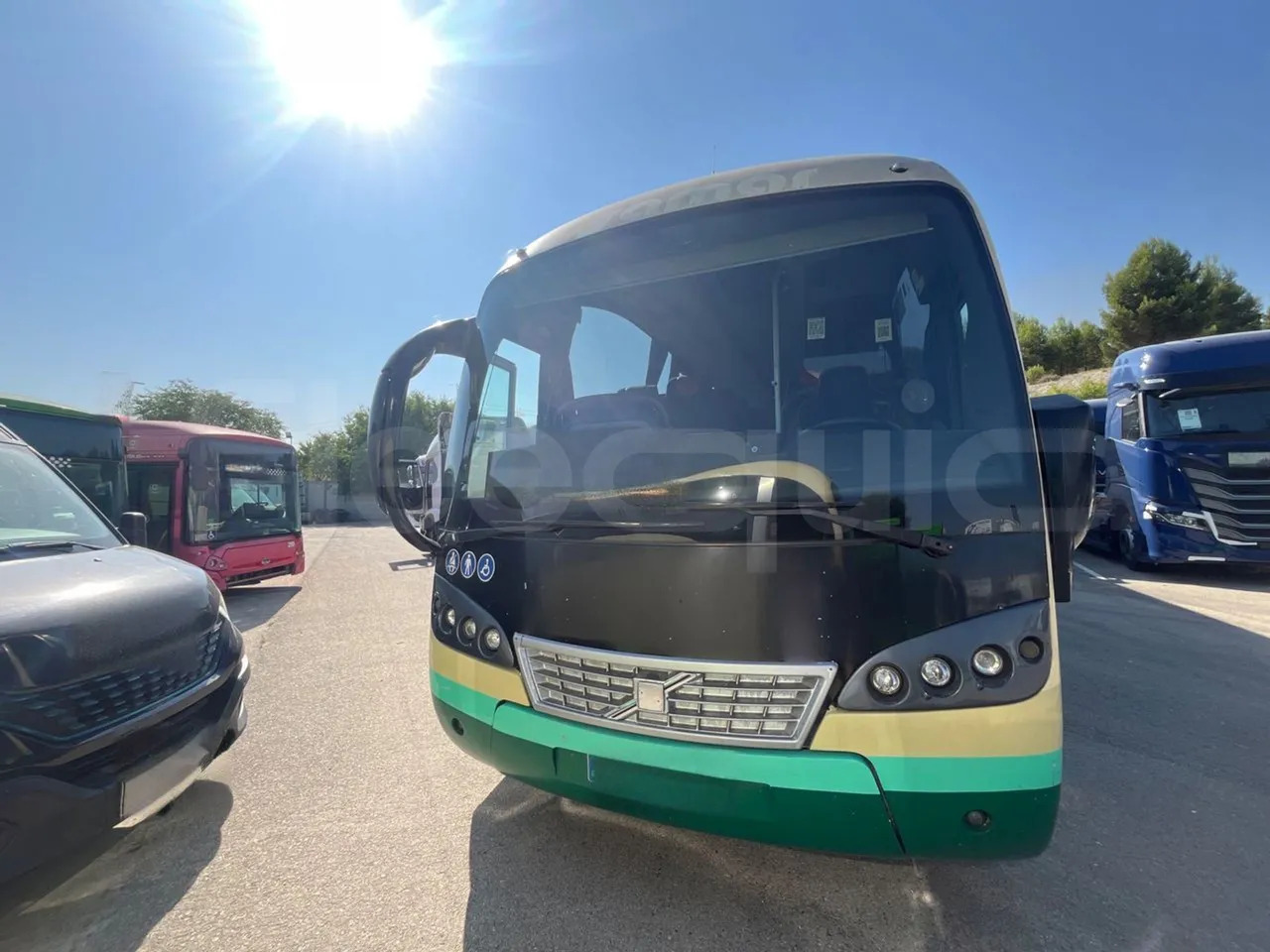 Volvo B12B - Патнички вагон автобус: слика 1 Volvo B12B - Патнички вагон автобус: слика 1