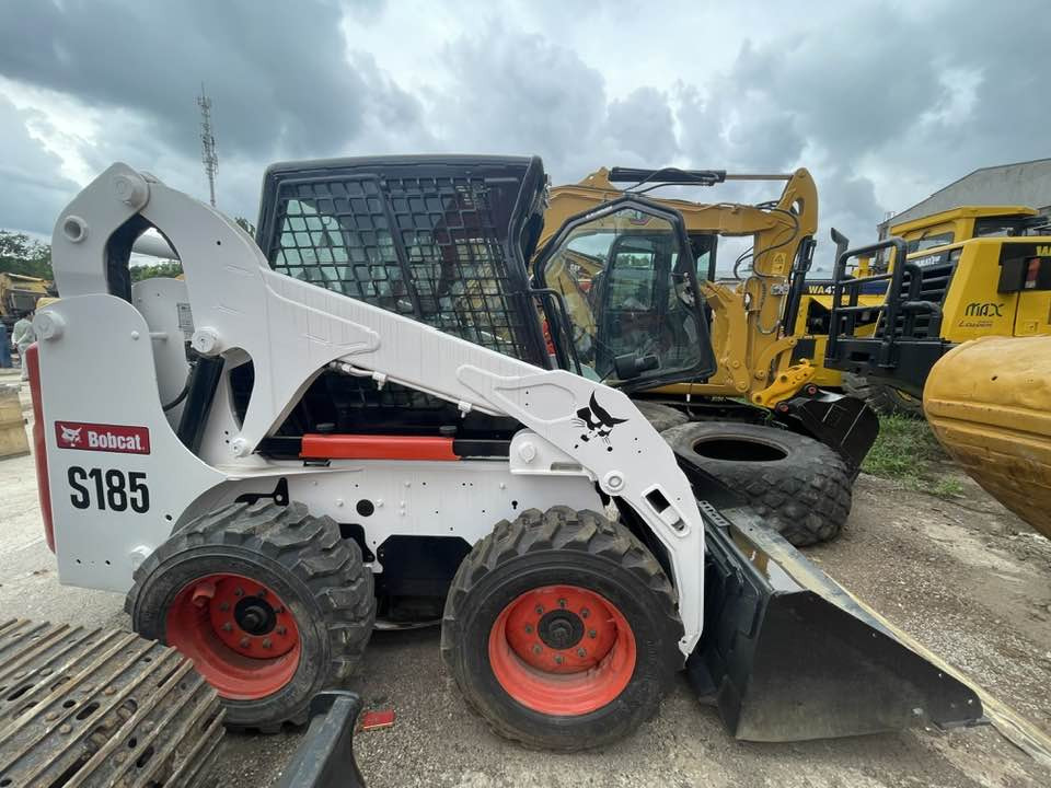 Bobcat S185 S185 - Компактен натоварувач: слика 5 Bobcat S185 S185 - Компактен натоварувач: слика 5