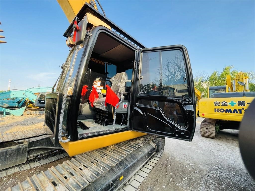 CAT 320d2l - Багер гасеничар: слика 3 CAT 320d2l - Багер гасеничар: слика 3