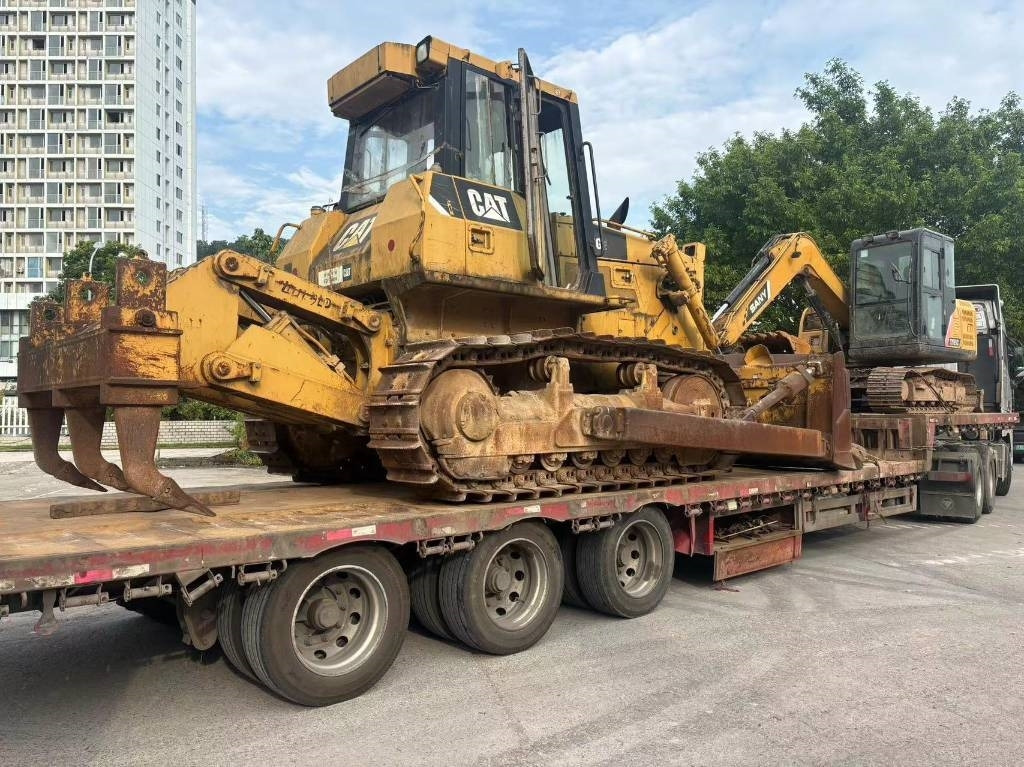 CAT D 7 G 2 - Булдожер: слика 1 CAT D 7 G 2 - Булдожер: слика 1