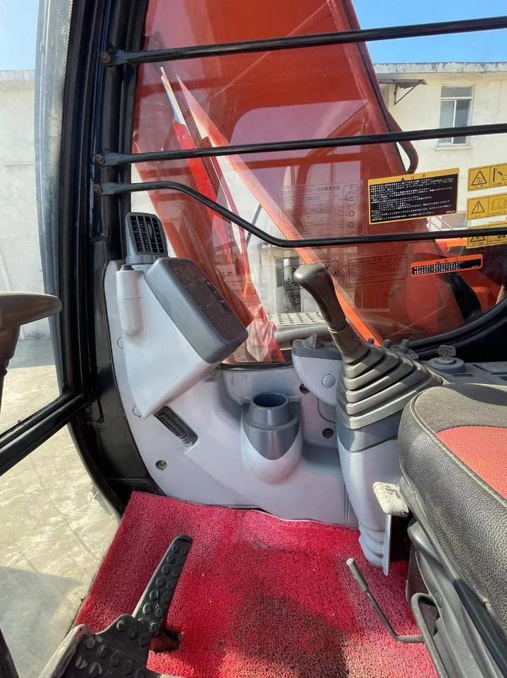 Hitachi ZX 120 - Багер гасеничар: слика 4 Hitachi ZX 120 - Багер гасеничар: слика 4