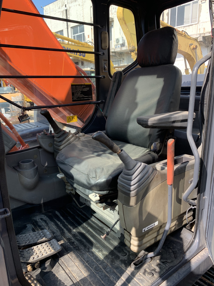 Hitachi Zaxis 240 - Багер: слика 5 Hitachi Zaxis 240 - Багер: слика 5