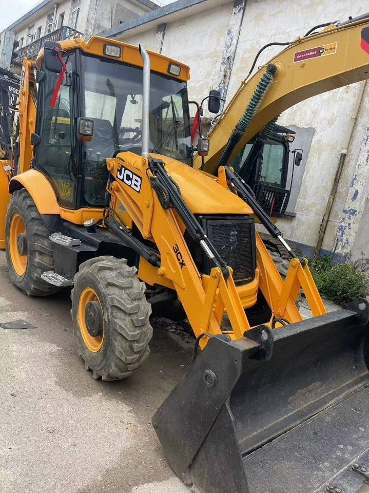 JCB 3CX - Ровокопач: слика 4 JCB 3CX - Ровокопач: слика 4