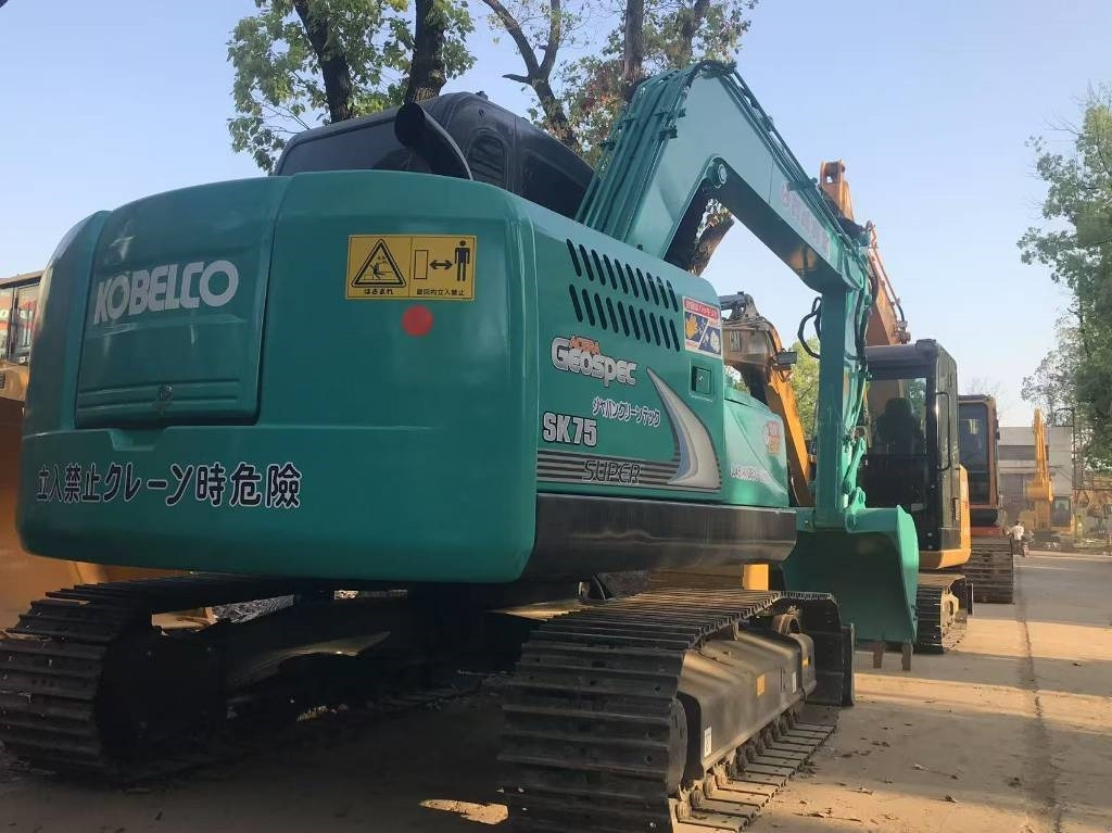 Kobelco SK 75 - Мини багер: слика 3 Kobelco SK 75 - Мини багер: слика 3