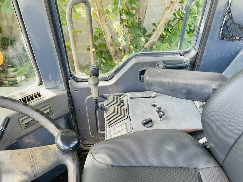 Komatsu WA380-8 - Натоварувач на тркала: слика 1 Komatsu WA380-8 - Натоварувач на тркала: слика 1