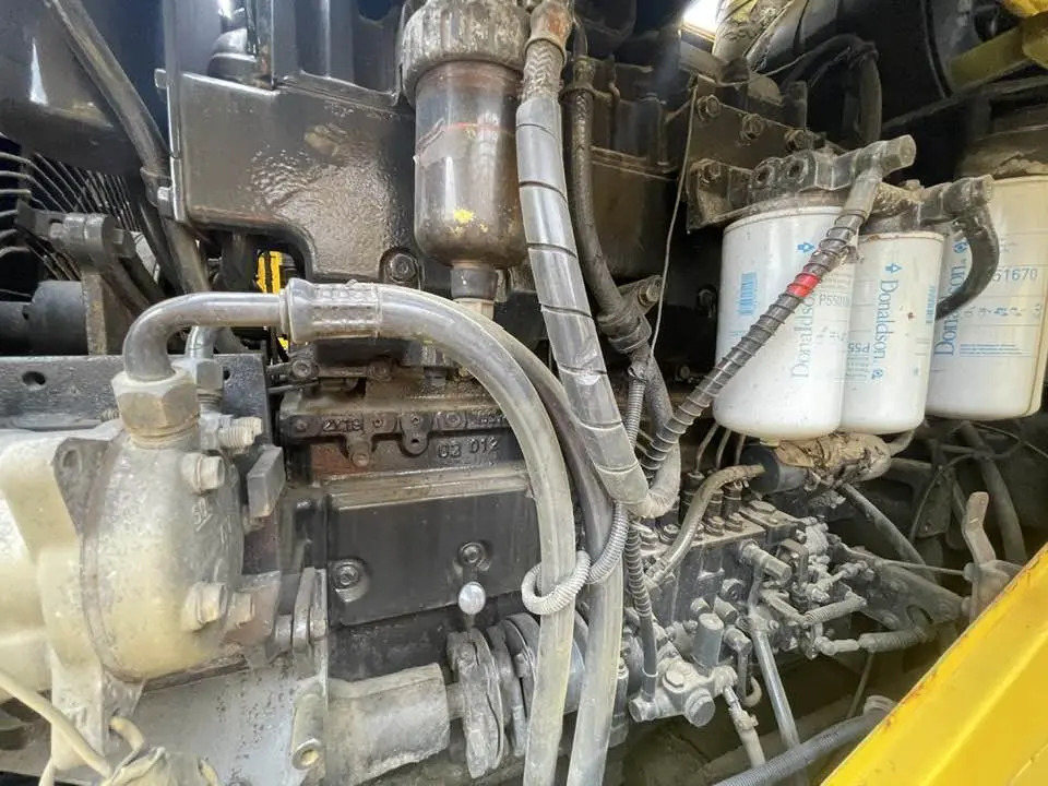 Komatsu WA470 - Натоварувач на тркала: слика 2 Komatsu WA470 - Натоварувач на тркала: слика 2