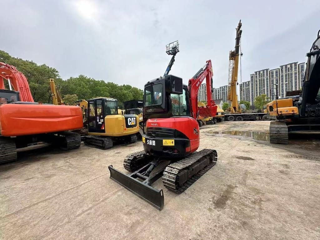 Kubota U-35 - Мини багер: слика 5 Kubota U-35 - Мини багер: слика 5