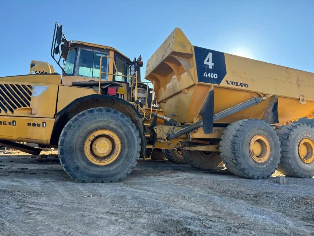 Volvo A 40 D - Зглобен истоварувач: слика 1 Volvo A 40 D - Зглобен истоварувач: слика 1